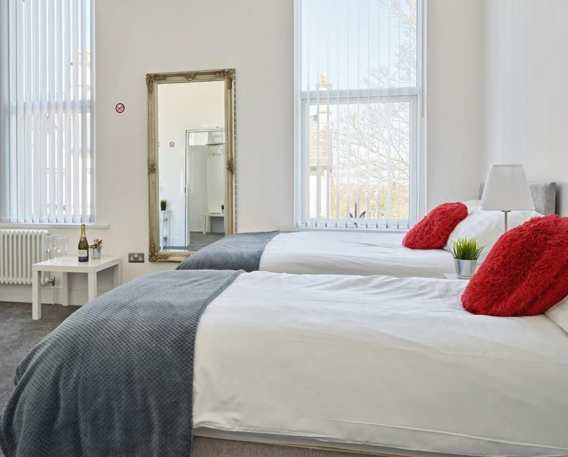 88 Anfield Road Bed & Breakfast Ливърпул Екстериор снимка